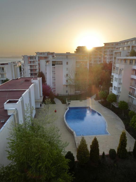 Panoramic Sea View Apartment Crown, Pools And Beach, Sveti Vlas Exterior foto