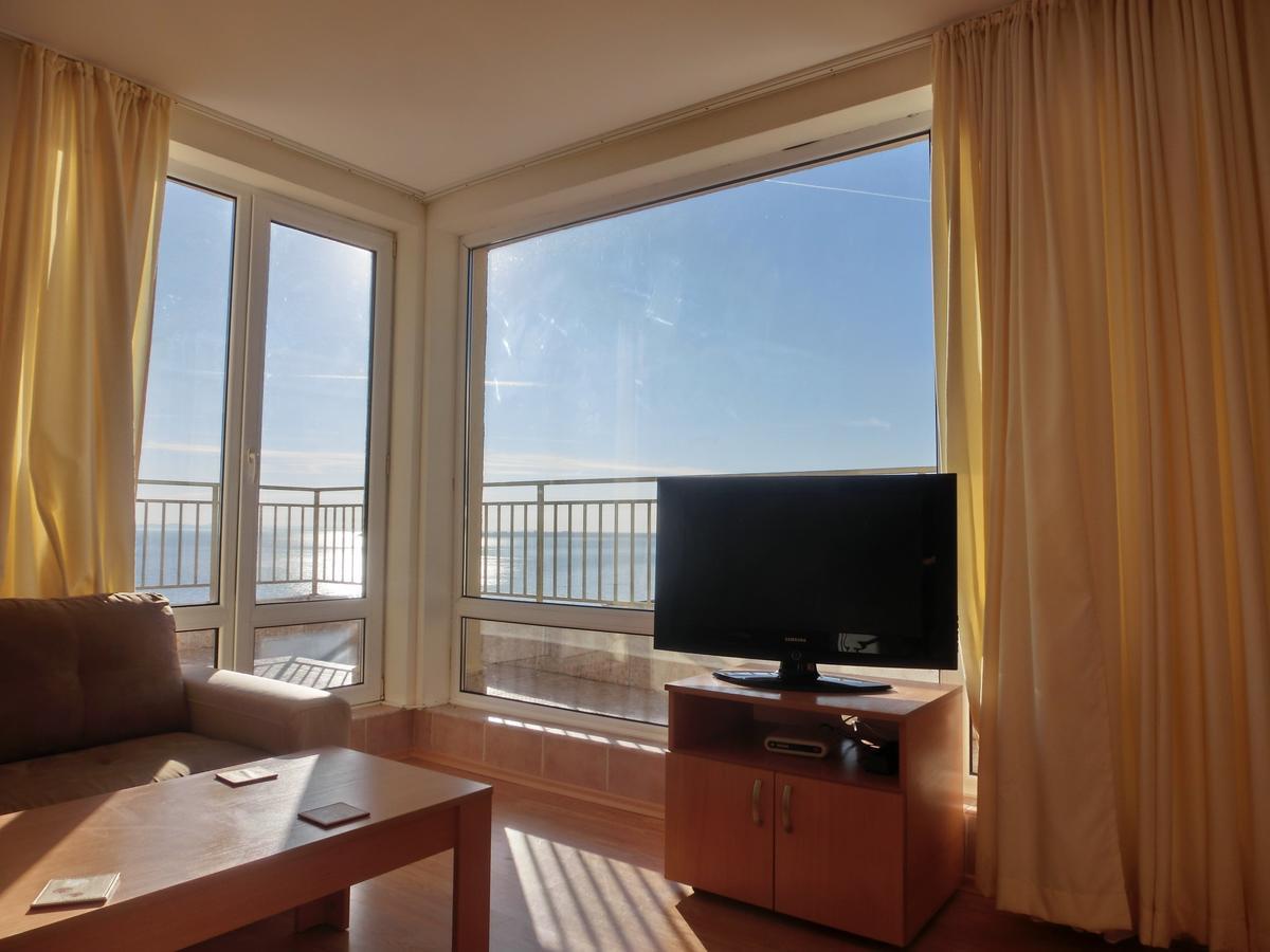 Panoramic Sea View Apartment Crown, Pools And Beach, Sveti Vlas Exterior foto